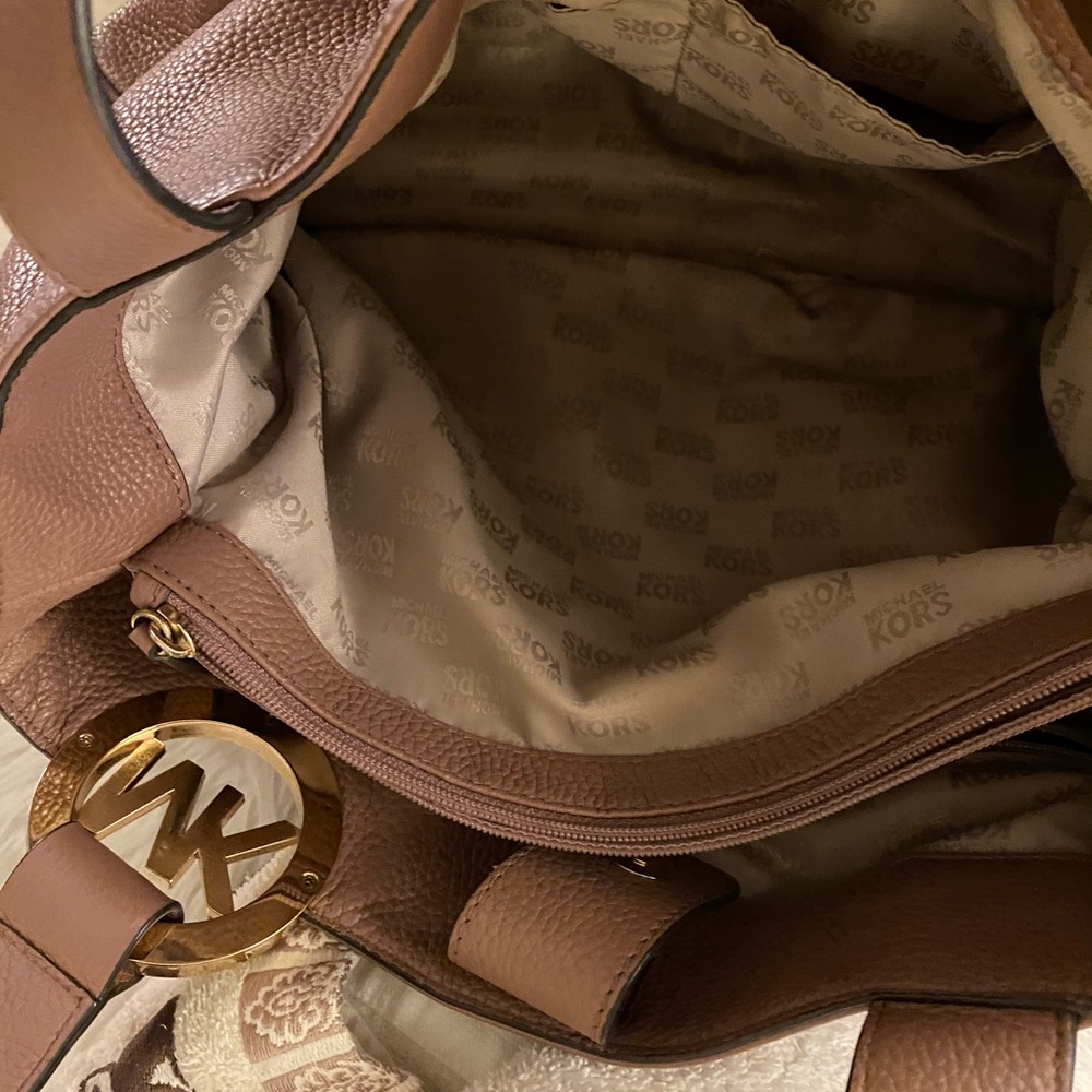 Michael Kors Dusty Rose Leather Tote Bag - Picture 4 of 8